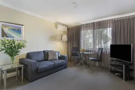 The Peninsula Riverside Serviced Apartments - 34