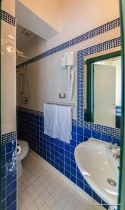 River Fronte Mare Con Piscina - 82