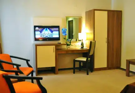 Ambasador - 4