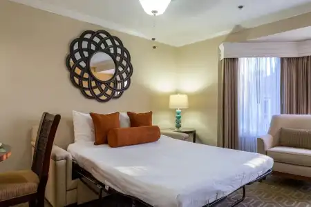 Coronado Beach Resort - 4