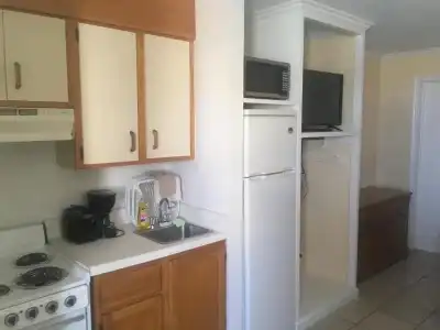 Ocean Cove Motel - 37