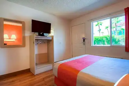 Motel 6 Las Vegas, NV - Boulder Highway - 34