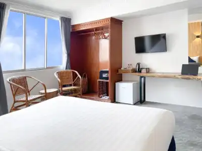 Pacific, Phnom Penh - 68