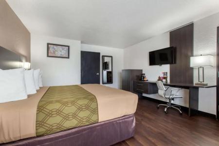 SureStay By Best Western Phoenix Airport - 35