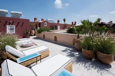 Riad Les Yeux Bleus - 13