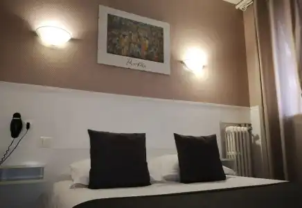 Hôtel Trianon - 54