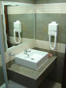 Sacallis Inn Beach - 7