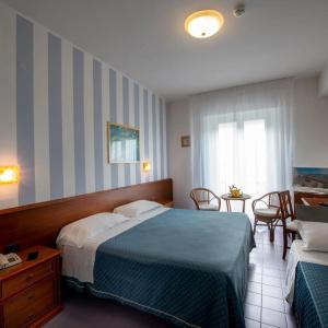 Grand Excelsior - 35