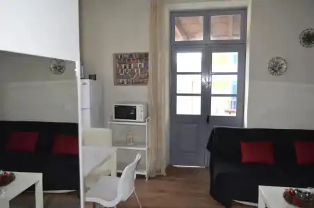 St. Lazaros House - 27