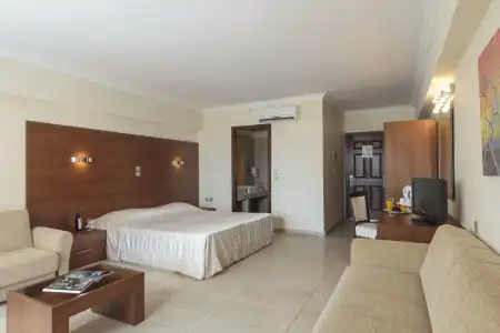 Costa Lindia Beach - 2