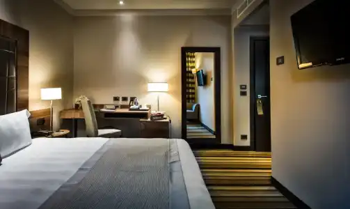 Uptown Palace - 14