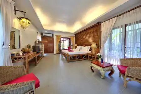 Crystal Bay Yacht Club Beach Resort - 5