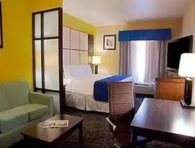 Super 8 by Wyndham Irving/DFW Apt/North - 33