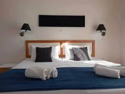Toni's Guesthouse - 20