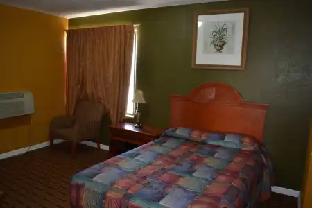 San Marina Motel - 17