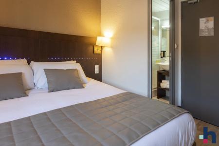 Hôtel Croix des Bretons Lourdes Pyrénées - 1