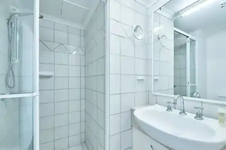 Centrepoint Holiday Apartments - 111
