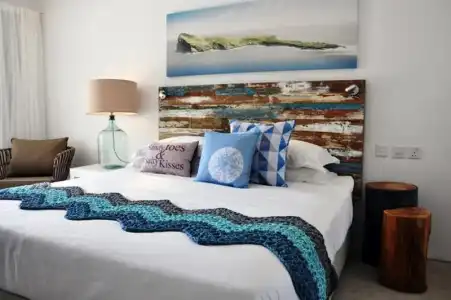 Seapoint Boutique - 78
