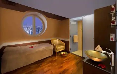 Royal Rose Abu Dhabi - 14