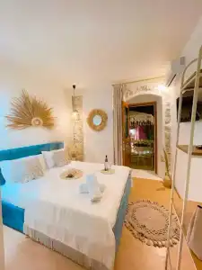 Bohemian Boutique Suites - 52