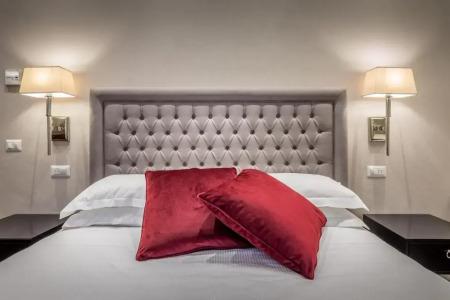 Emma Small Luxury - 71