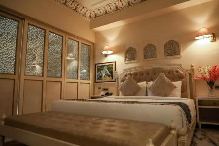 Laxmi Palace Heritage Boutique - 118