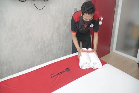 RedDoorz Premium near Ragunan Zoo 2 - 10