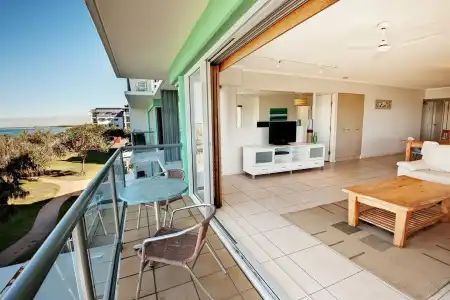 Rolling Surf Resort - 6