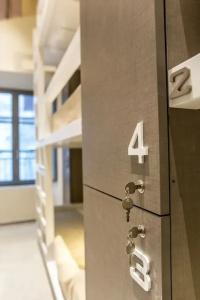 Little Italy Boutique Hostel - 42