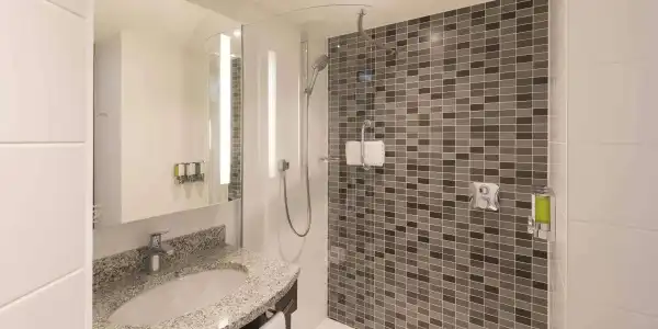 Hampton by Hilton Frankfurt City Centre Messe - 10