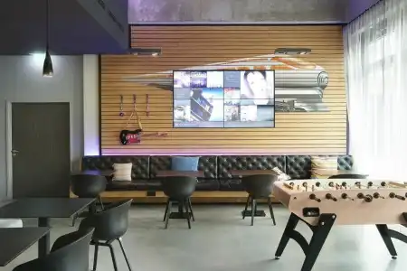 Moxy Berlin Ostbahnhof - 14