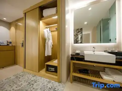 Quinter Central Nha Trang - 43