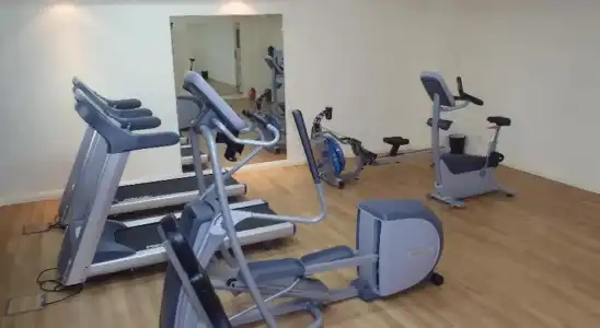 Premier Inn Dubai Investments Park - 15