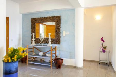 Meneou Beachfront Villa Sunset - 10