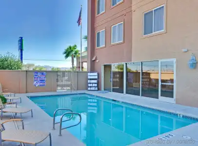 Holiday Inn Express Las Vegas-Nellis by IHG - 15