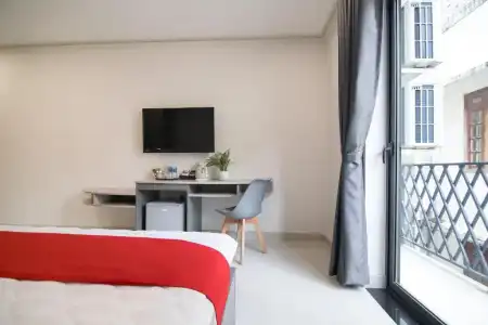 Bin Bin 7 - Near Ton Duc Thang University - 60