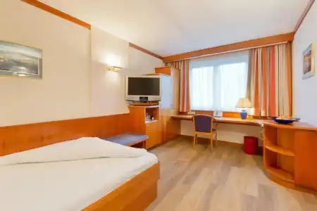 Vienna Sporthotel - 98