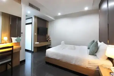 Thanburi - 24