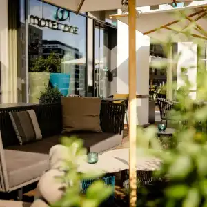 Motel One Köln-Altstadt - 30