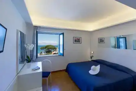Il Faro - 24