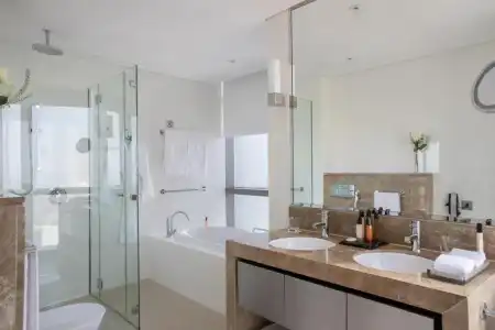 Conrad Abu Dhabi Etihad Towers - 83