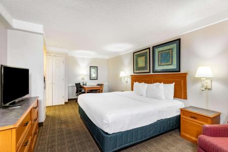 La Quinta Inn by Wyndham El Paso West - 2
