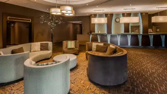 Best Western Plus Guildwood Inn - 30