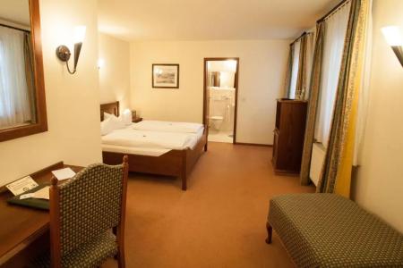 & Restaurant Klosterhof - 37