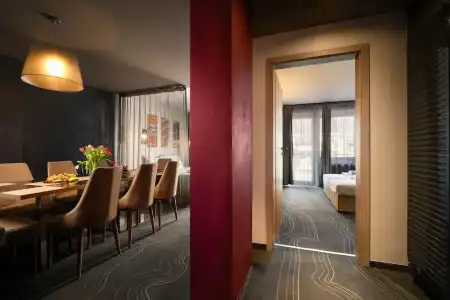Onyx Luxury - 73
