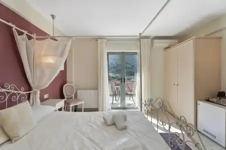 Aerinon Guesthouse - 32