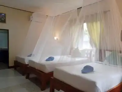 Tree Top River Huts - 80