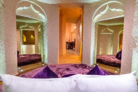 Hu of Cappadocia - 133