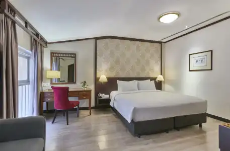 Village Albert Court by Far East Hospitality - 10