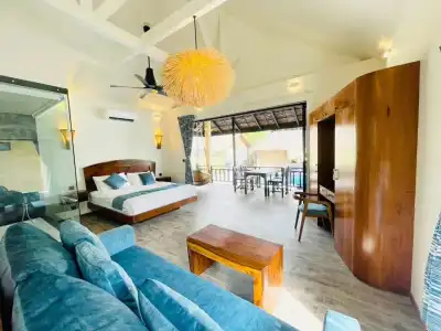Absolute Beachfront Resort - 27